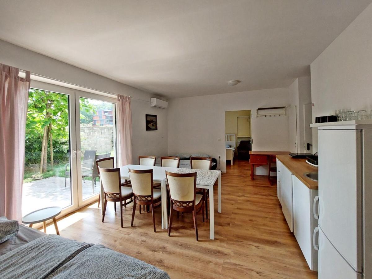 Rose Valley, Modern Studios & Apartments Ljubljana Extérieur photo