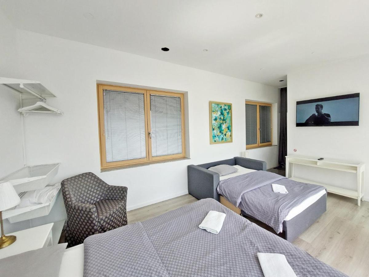 Rose Valley, Modern Studios & Apartments Ljubljana Extérieur photo