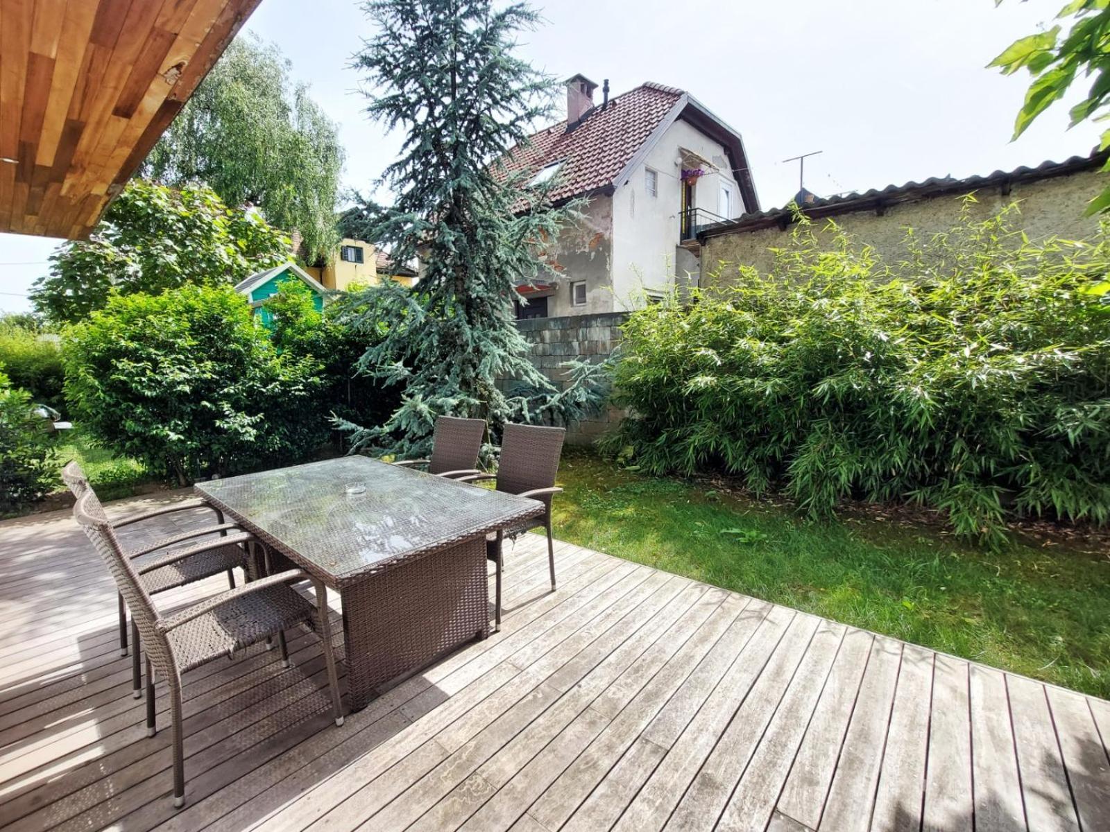 Rose Valley, Modern Studios & Apartments Ljubljana Extérieur photo